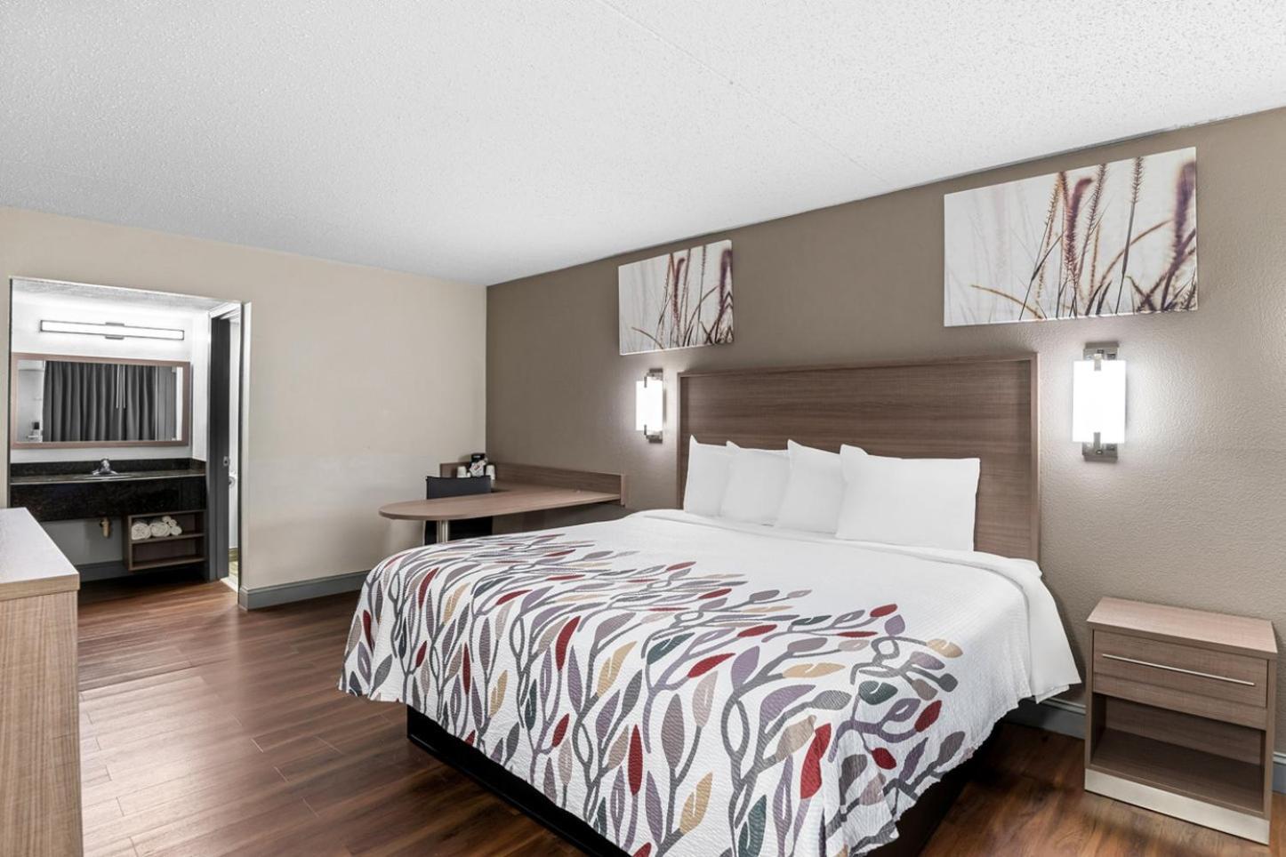 Red Roof Inn Richmond - Airport サンドストン エクステリア 写真